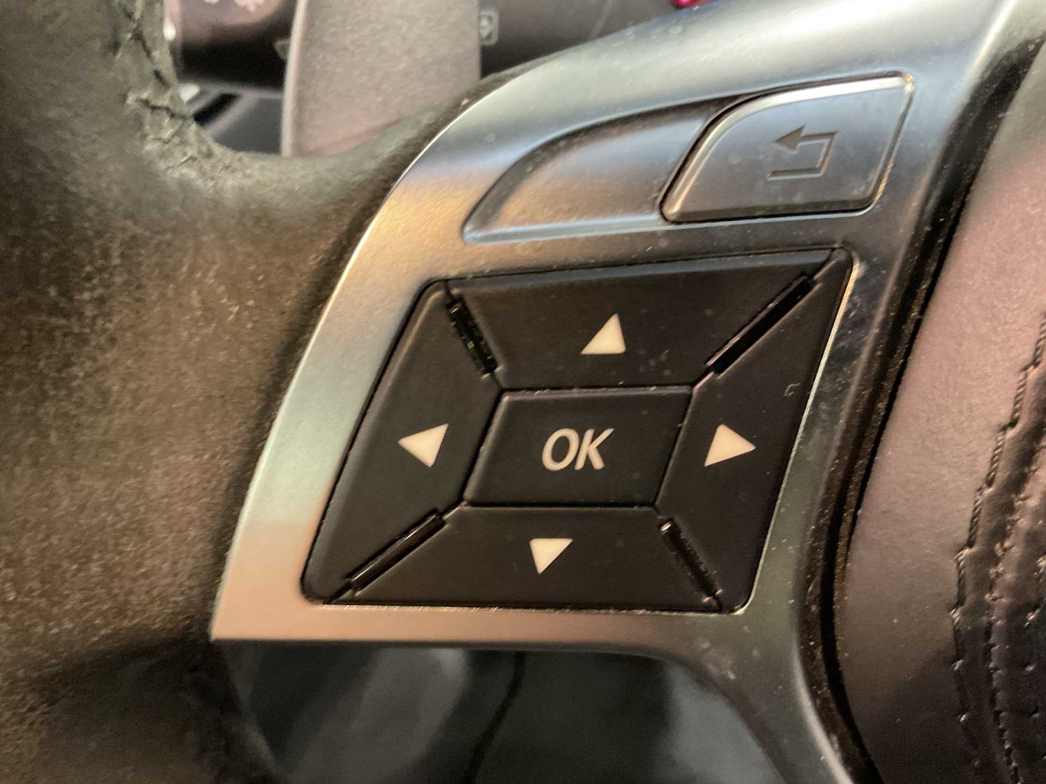 Used Mercedes-Benz SL 2015 for sale - 77472745: Photo 18