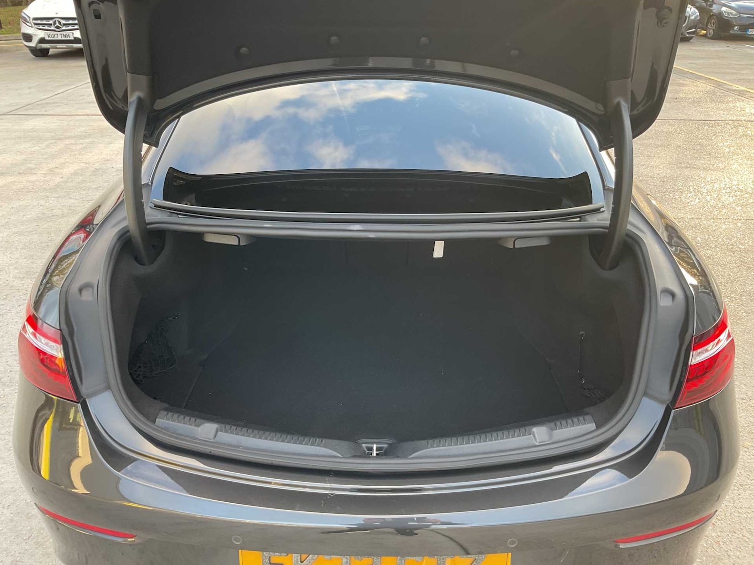 Used Mercedes-Benz E Class 2023 for sale - 76624655: Photo 17