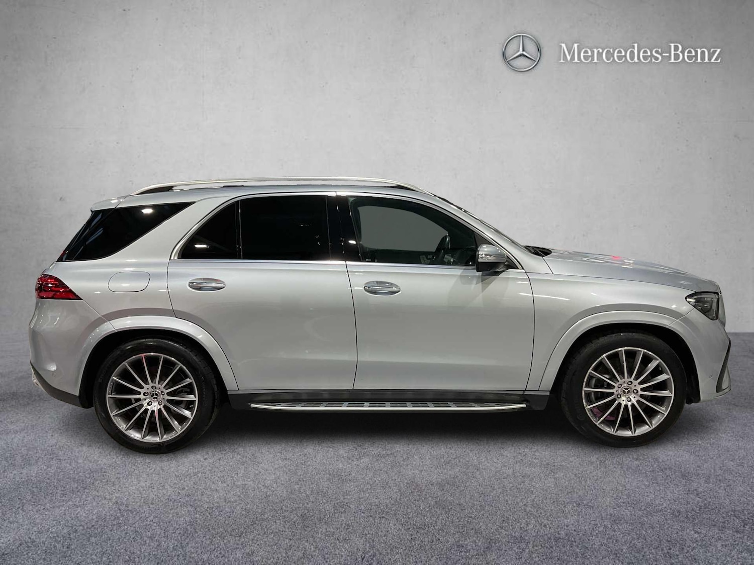 Used Mercedes-Benz GLE 2024 for sale - 77810932: Photo 2