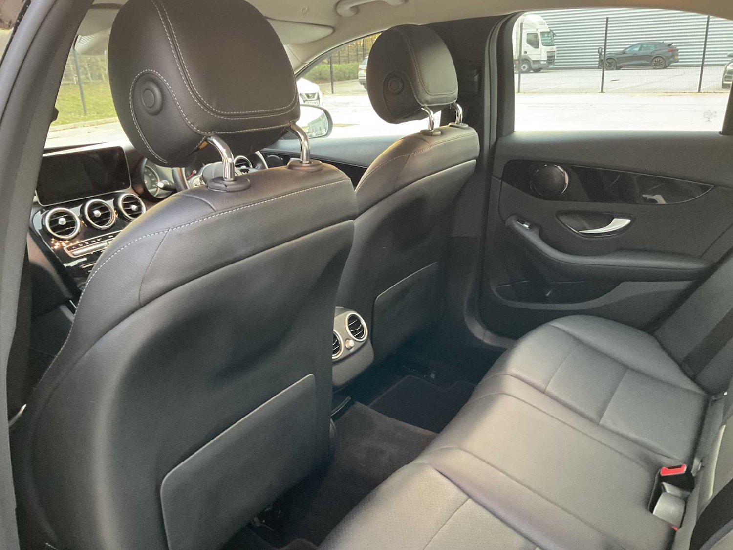 Used Mercedes-Benz C Class 2019 for sale - 76774177: Photo 19