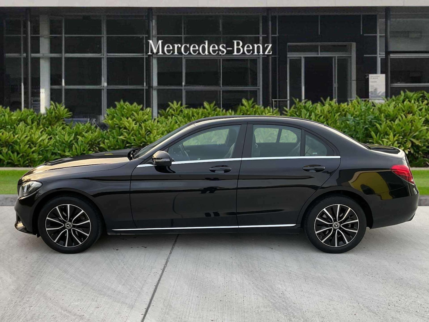 Used Mercedes-Benz C Class 2019 for sale - 76774177: Photo 6