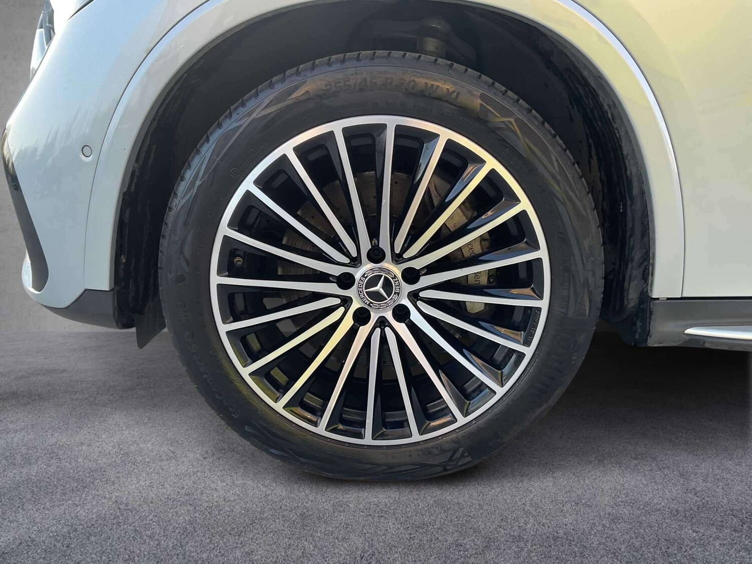 Used Mercedes-Benz GLC 2023 for sale - 77960892: Photo 11