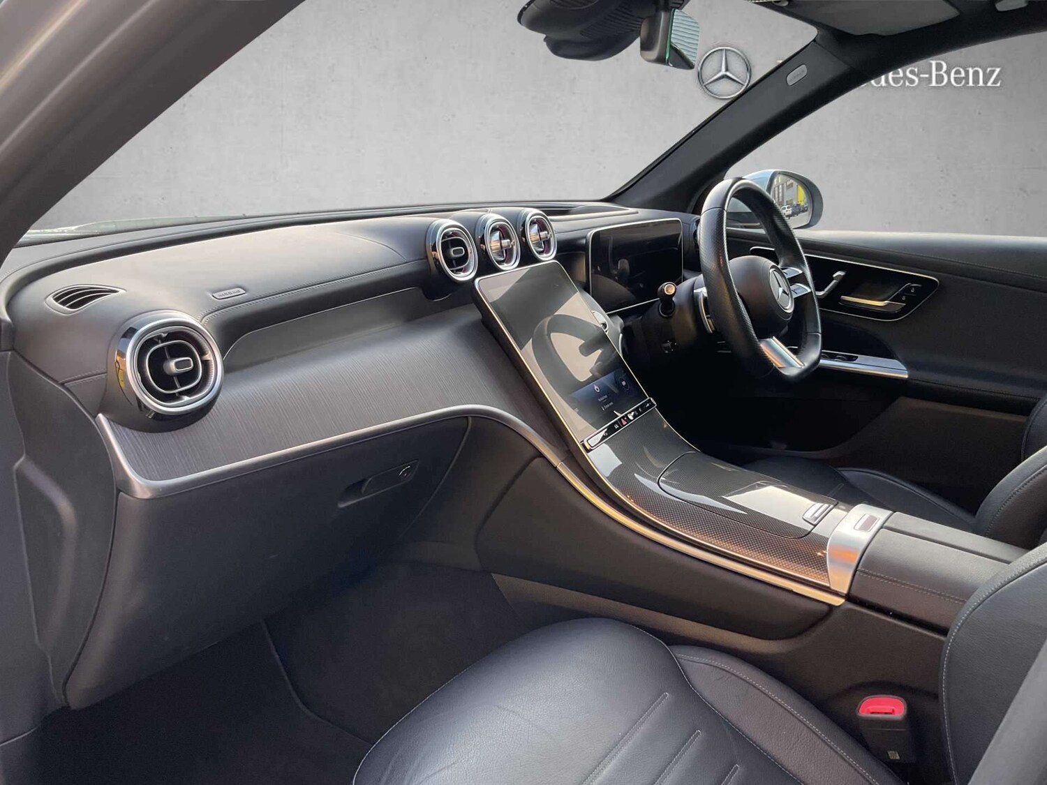 Used Mercedes-Benz GLC 2023 for sale - 77960892: Photo 23