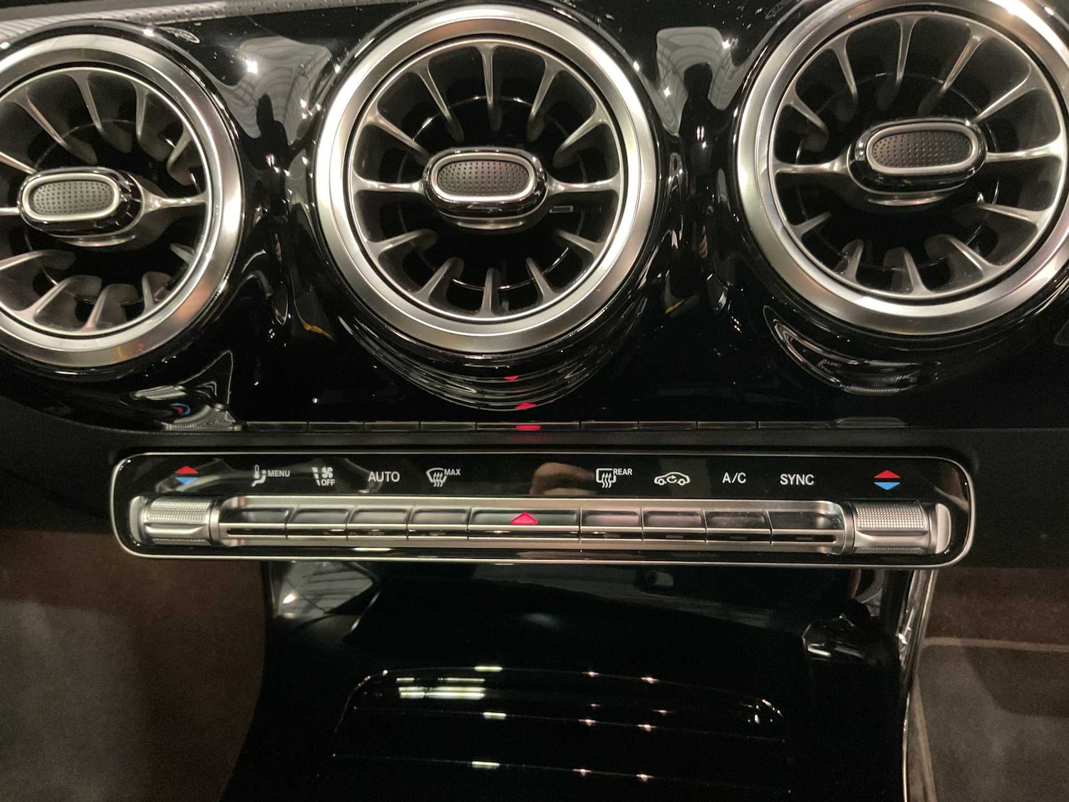 Used Mercedes-Benz A-Class 2025 for sale - 76692128: Photo 31