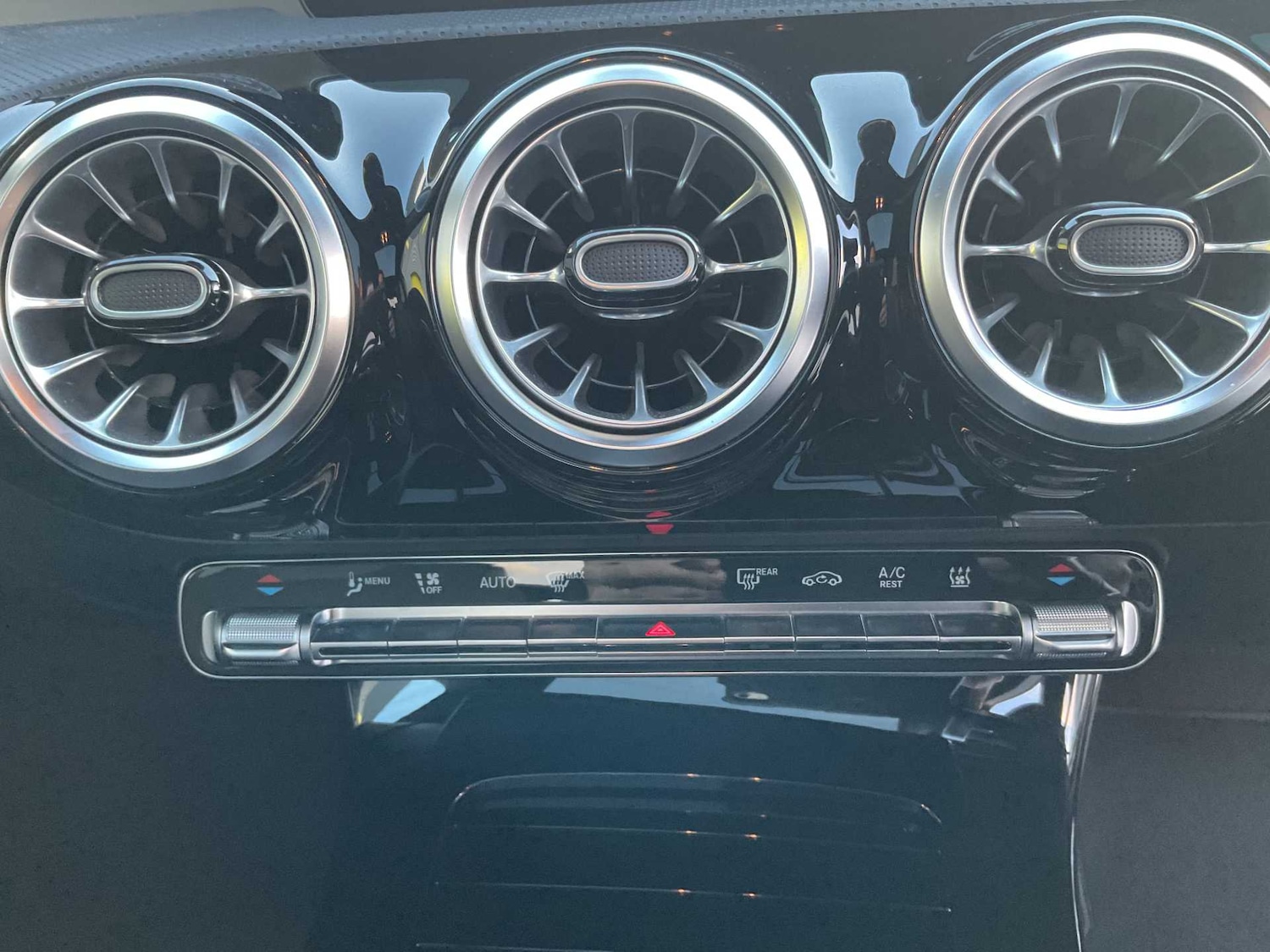 Used Mercedes-Benz A-Class for sale - 76661854: Photo 31