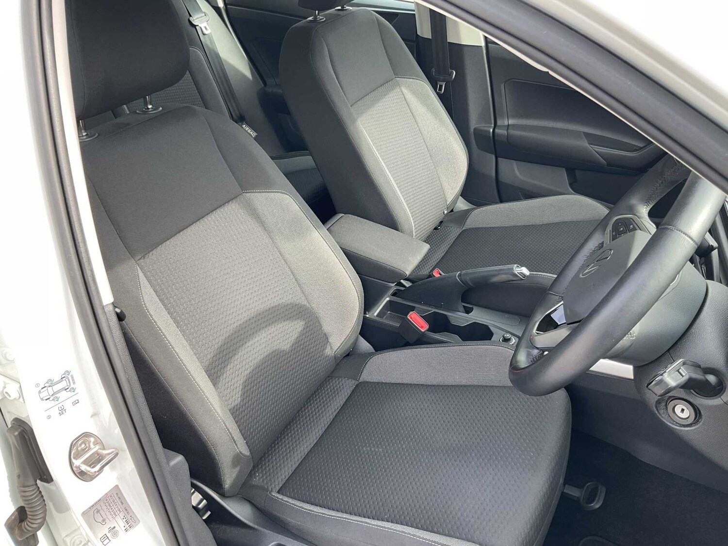 Used Volkswagen Polo 2022 for sale - 77886293: Photo 24