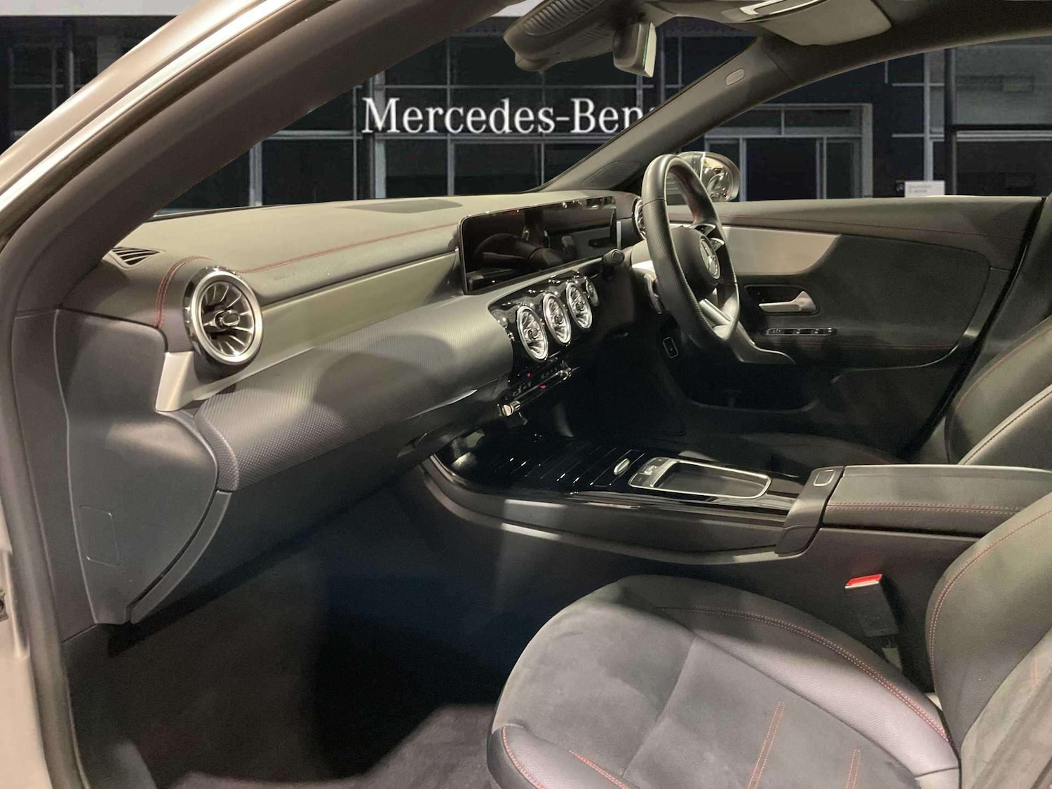 Used Mercedes-Benz CLA 2024 for sale - 76967862: Photo 23