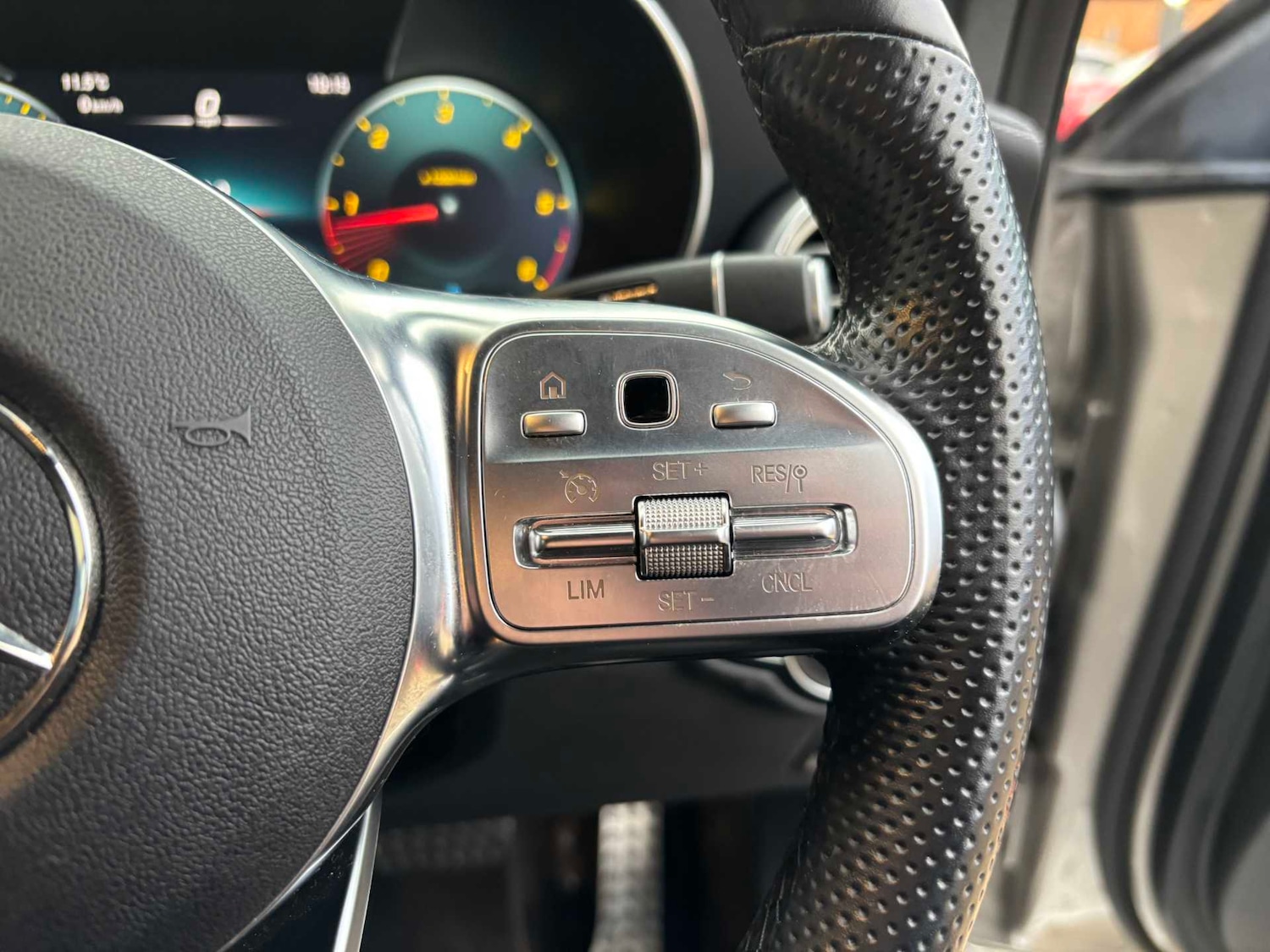 Used Mercedes-Benz GLC 2022 for sale - 77158515: Photo 23