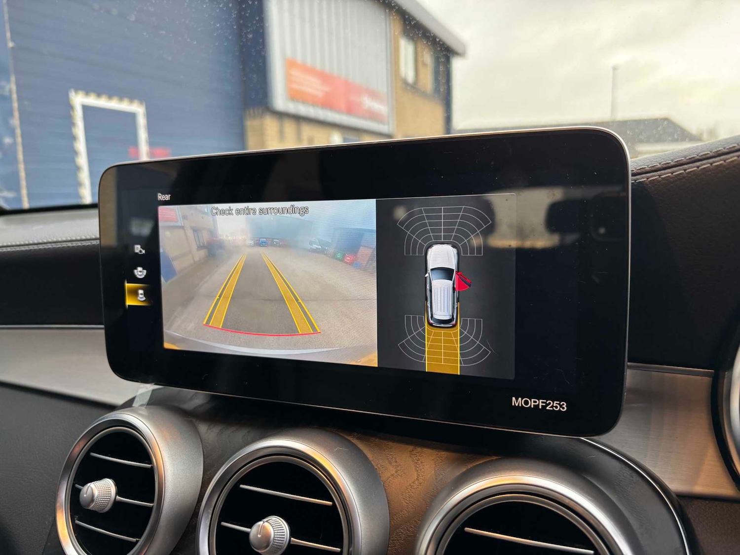 Used Mercedes-Benz GLC 2022 for sale - 77158515: Photo 34