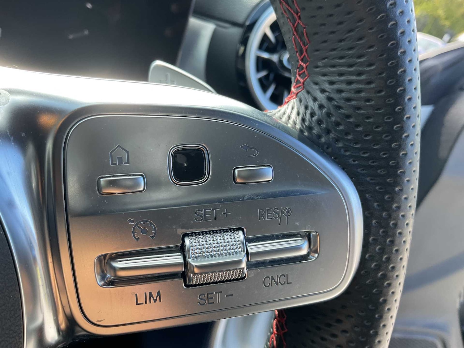 Used Mercedes-Benz CLA 2023 for sale - 76242467: Photo 26