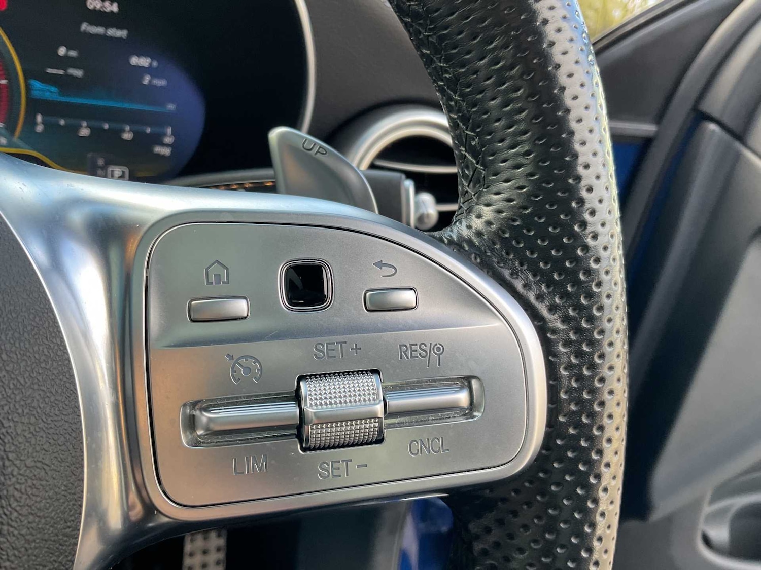 Used Mercedes-Benz GLC 2019 for sale - 77389877: Photo 25