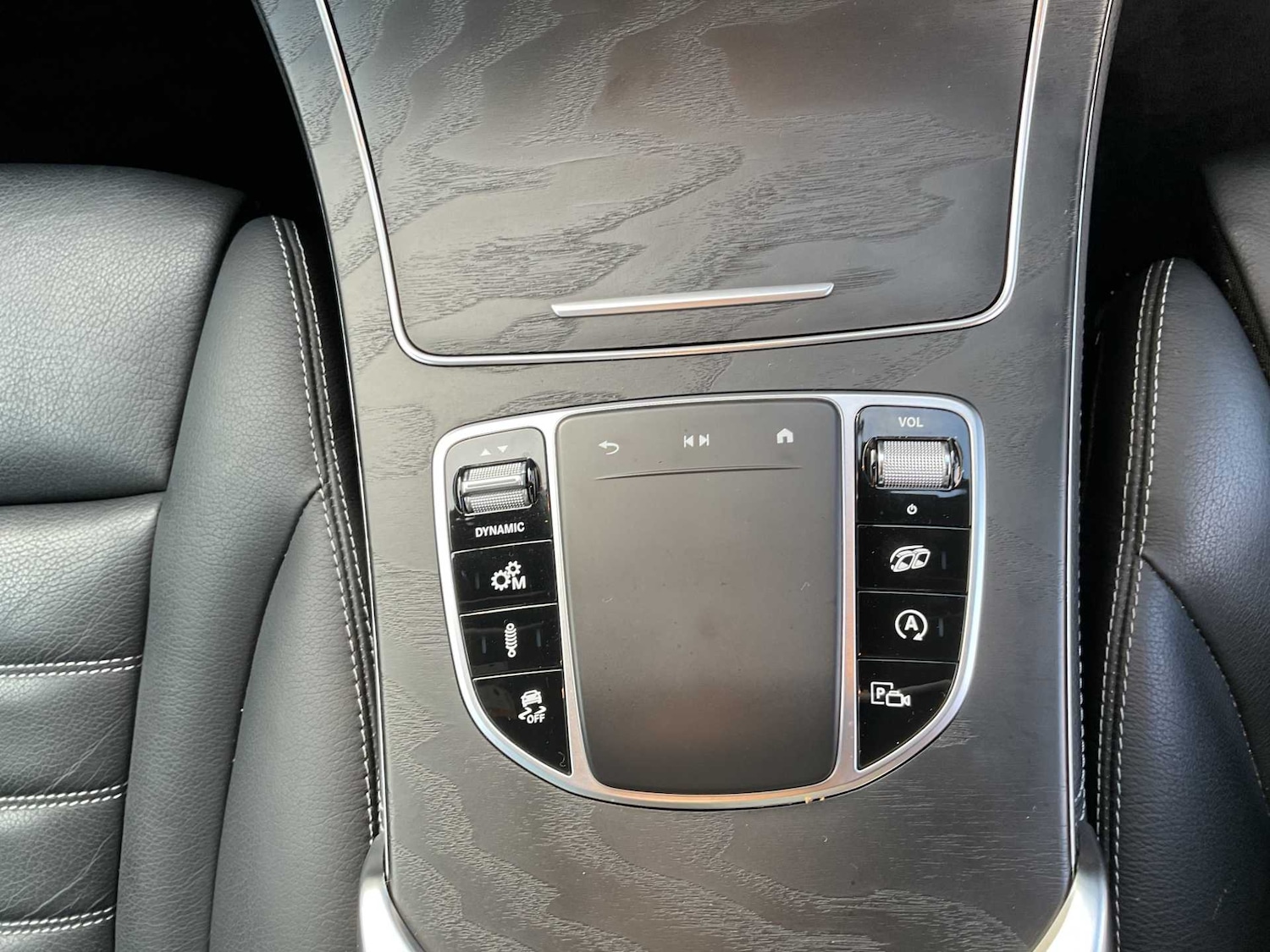 Used Mercedes-Benz GLC 2019 for sale - 77389877: Photo 30