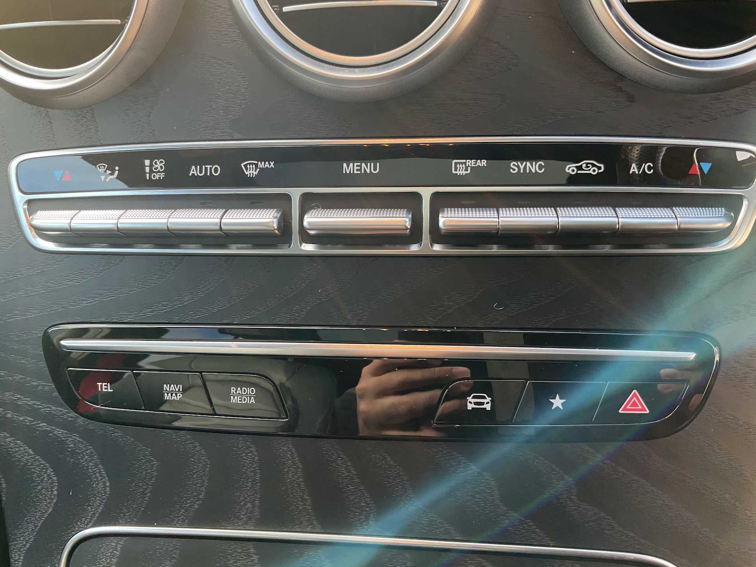 Used Mercedes-Benz GLC 2019 for sale - 77389877: Photo 31