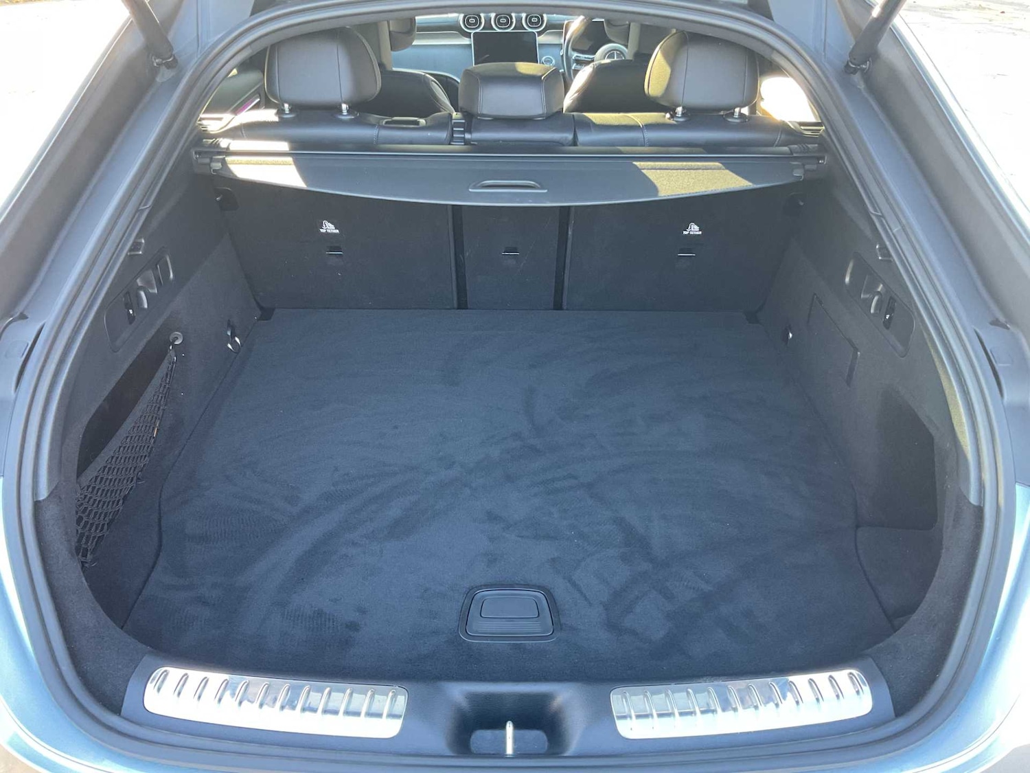 Used Mercedes-Benz GLC 2024 for sale - 76755324: Photo 17