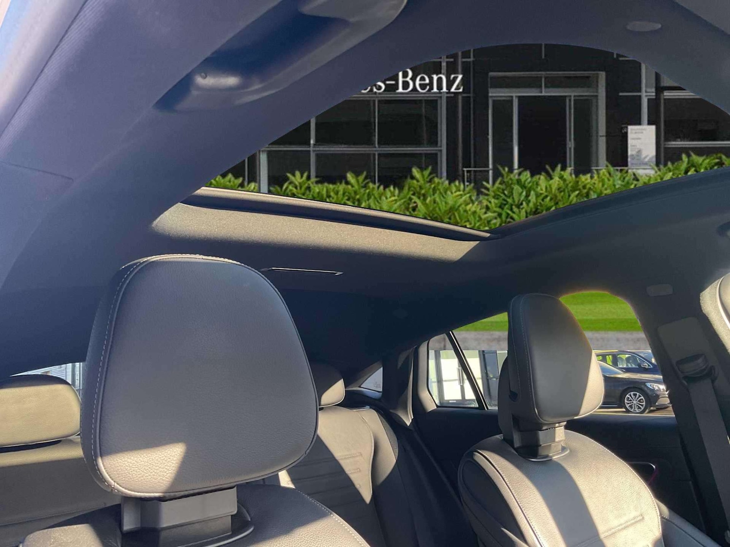 Used Mercedes-Benz GLC 2024 for sale - 76755324: Photo 25