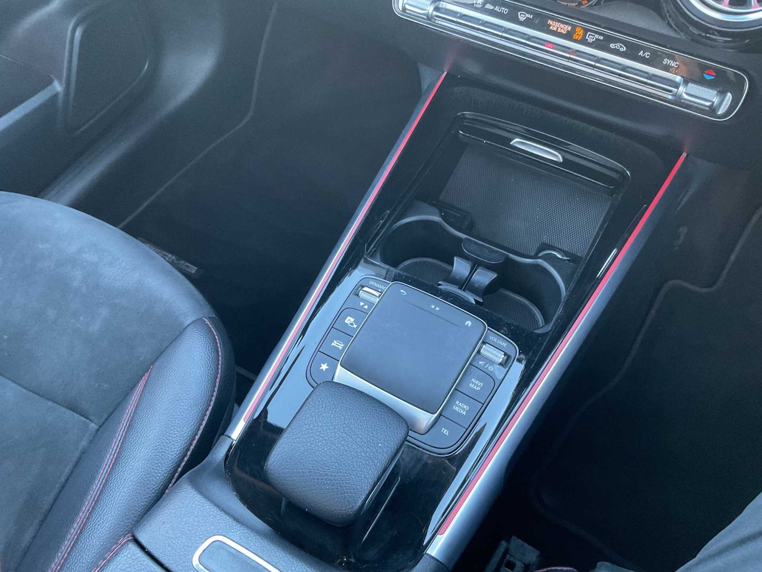 Used Mercedes-Benz GLB 2022 for sale - 77686611: Photo 29