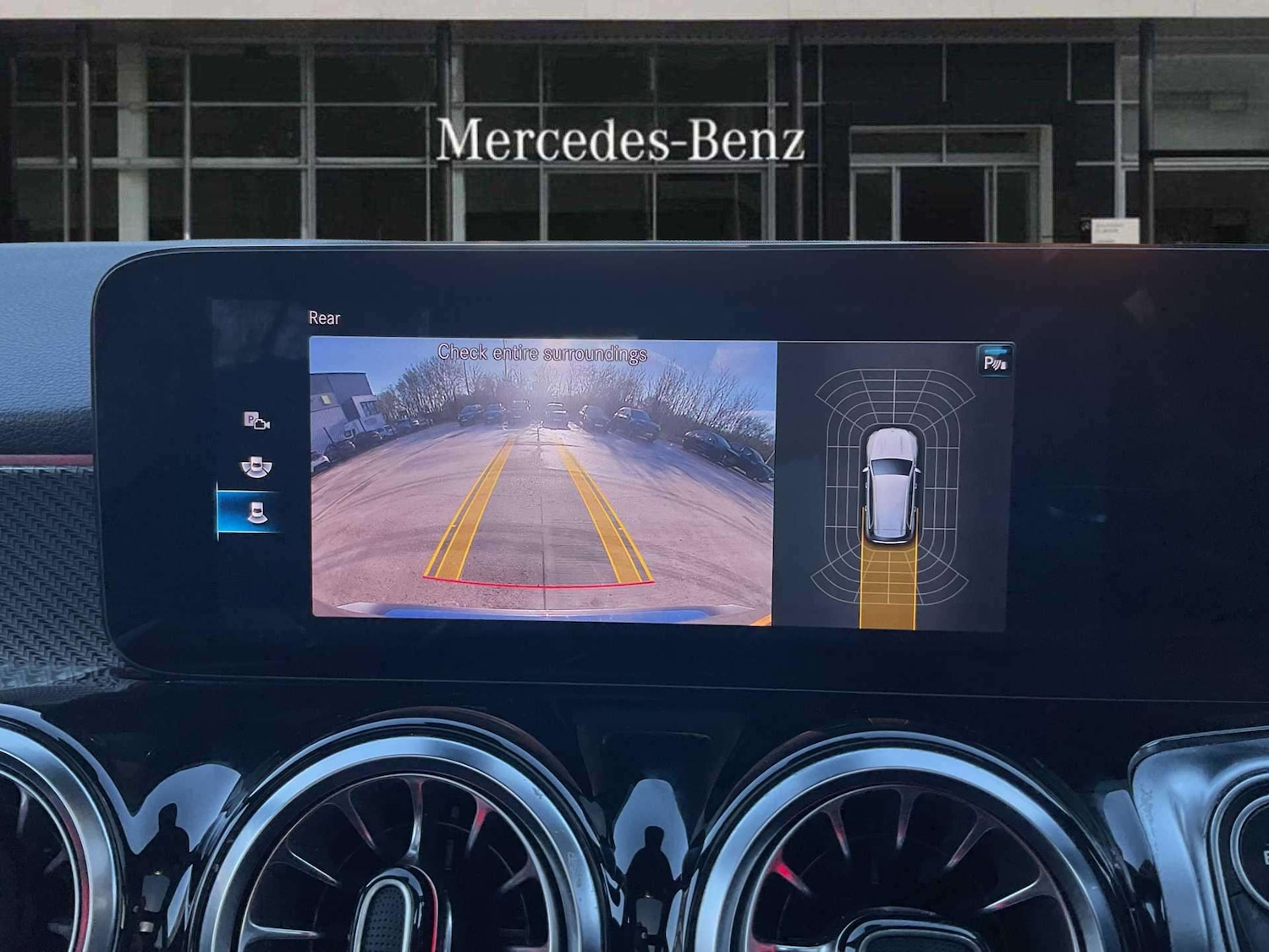 Used Mercedes-Benz GLB 2022 for sale - 77686611: Photo 34