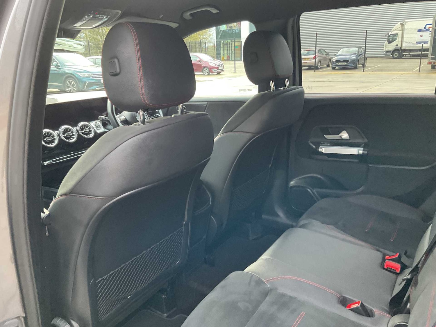 Used Mercedes-Benz GLB 2024 for sale - 76501866: Photo 19