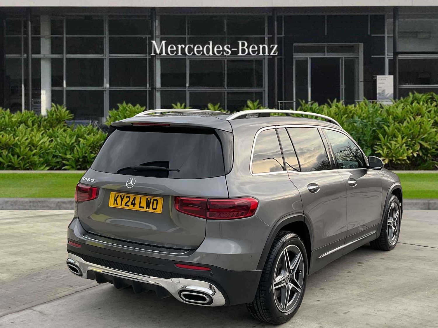 Used Mercedes-Benz GLB 2024 for sale - 76501866: Photo 3