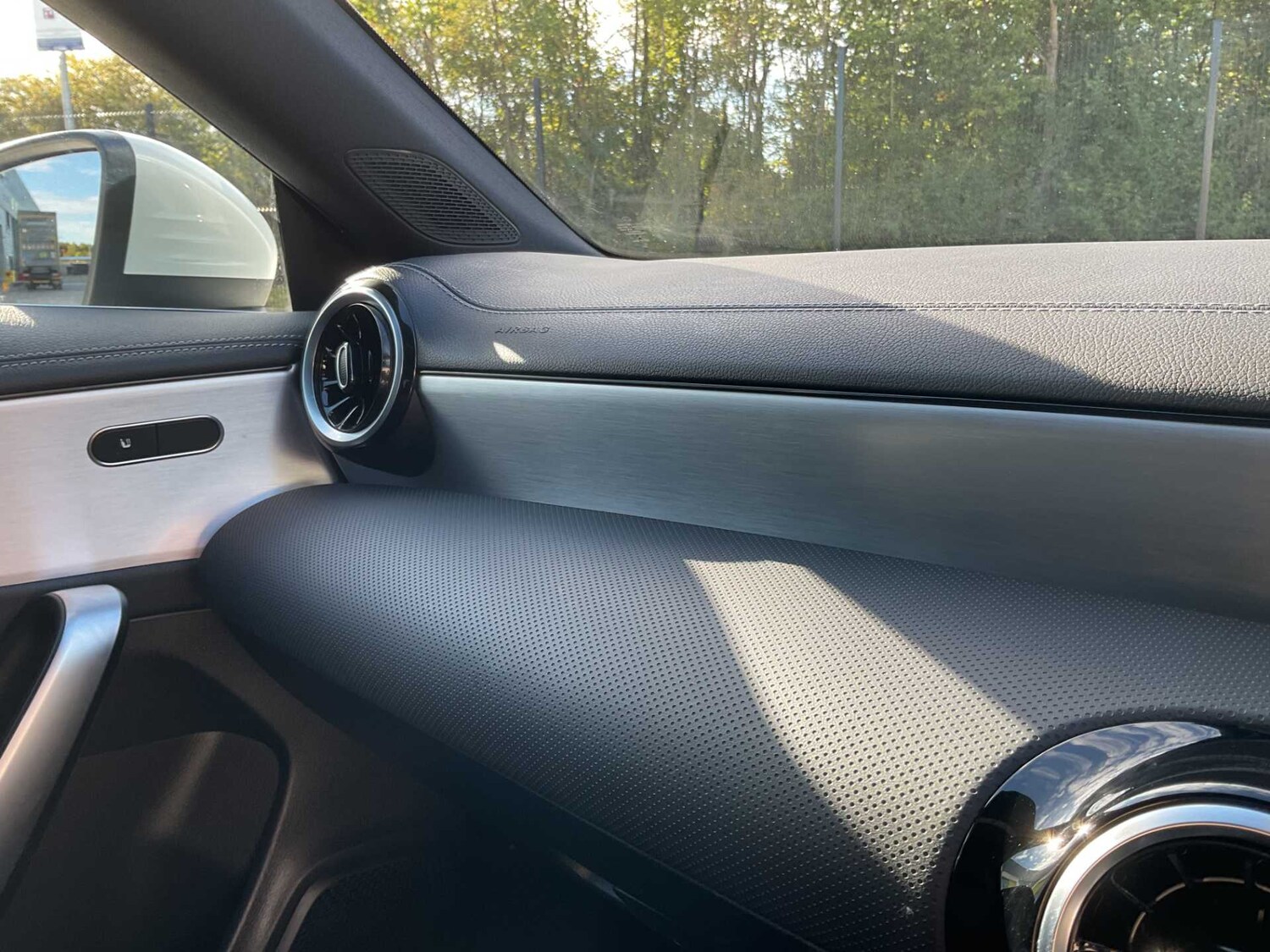 Used Mercedes-Benz CLA 2022 for sale - 76889876: Photo 35