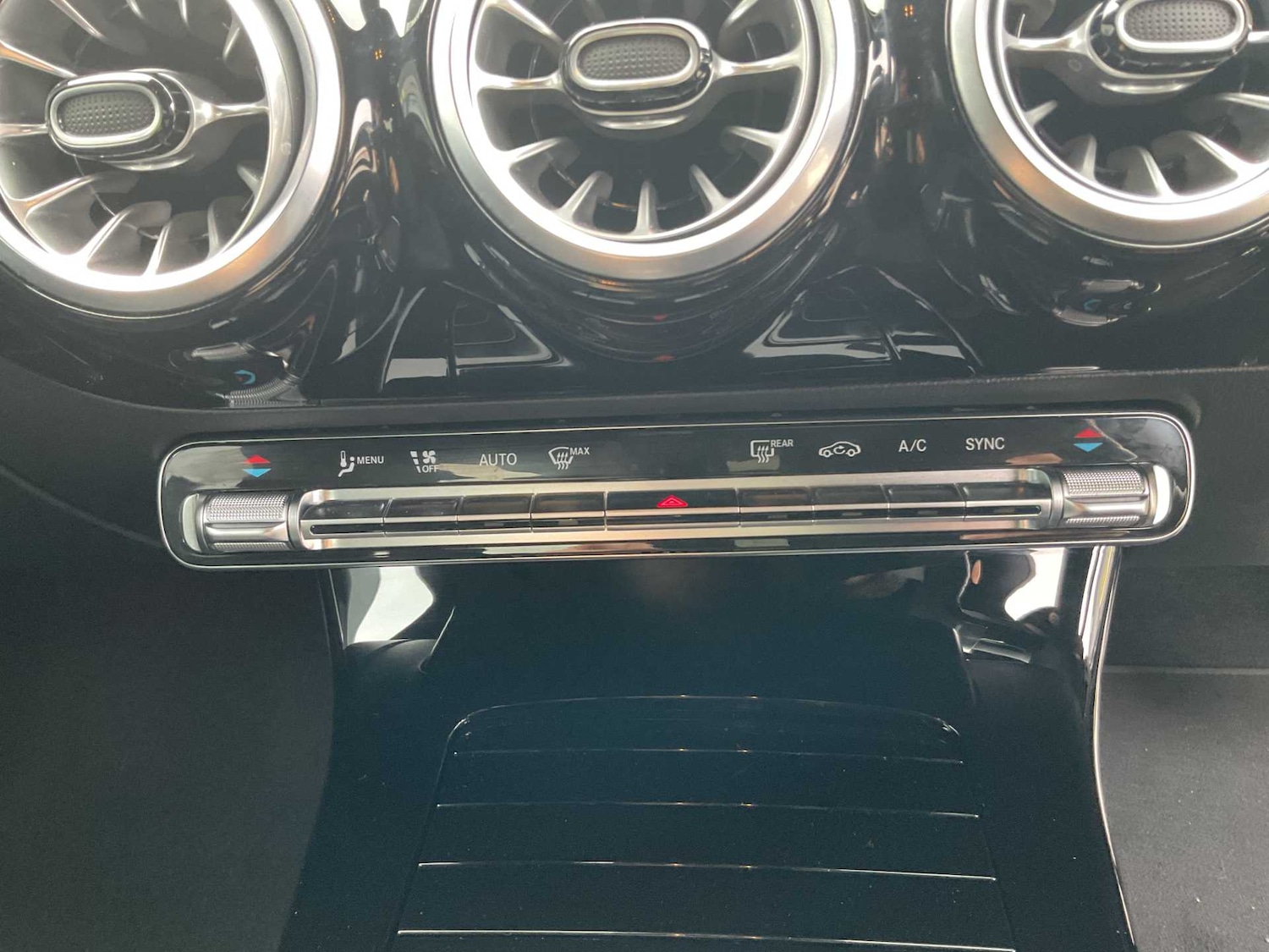 Used Mercedes-Benz CLA 2024 for sale - 78024229: Photo 31