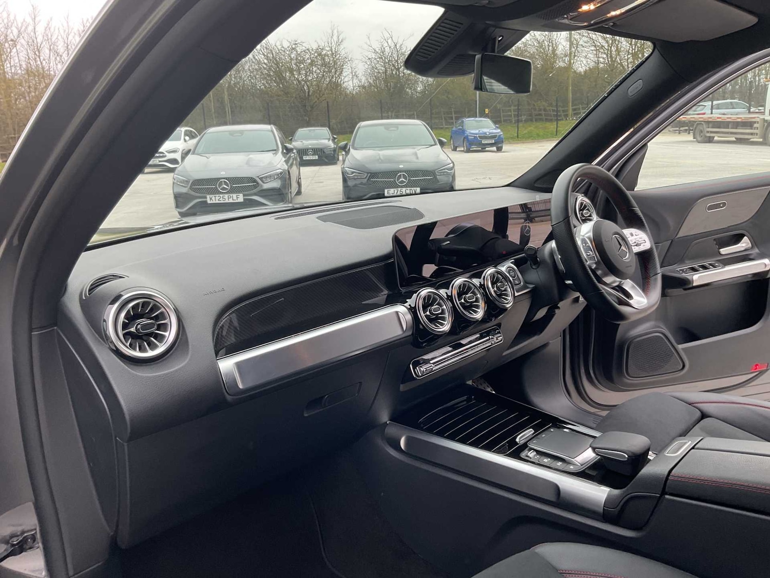 Used Mercedes-Benz GLB 2023 for sale - 77589089: Photo 25