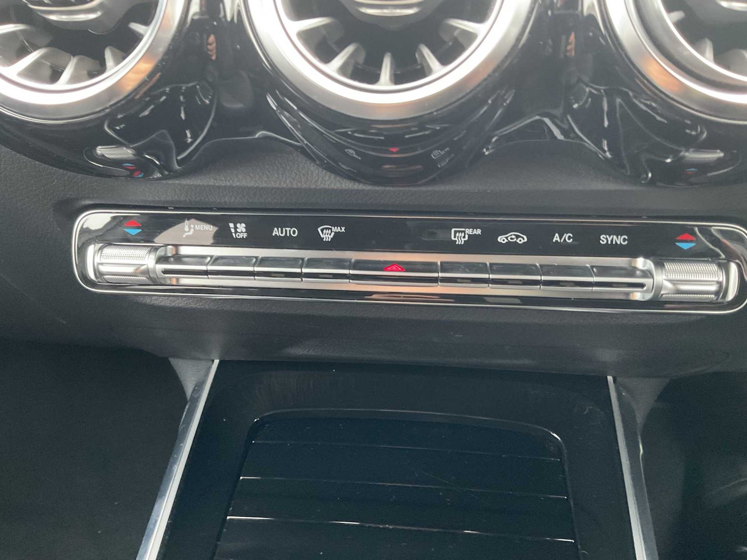 Used Mercedes-Benz GLB 2023 for sale - 77589089: Photo 31