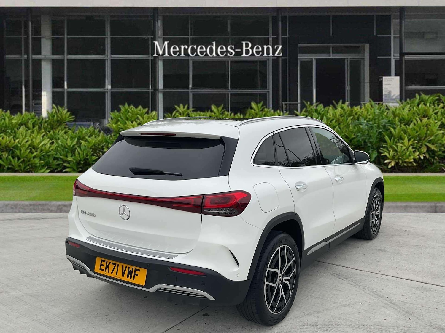 Used Mercedes-Benz EQA 2021 for sale - 75981236: Photo 3