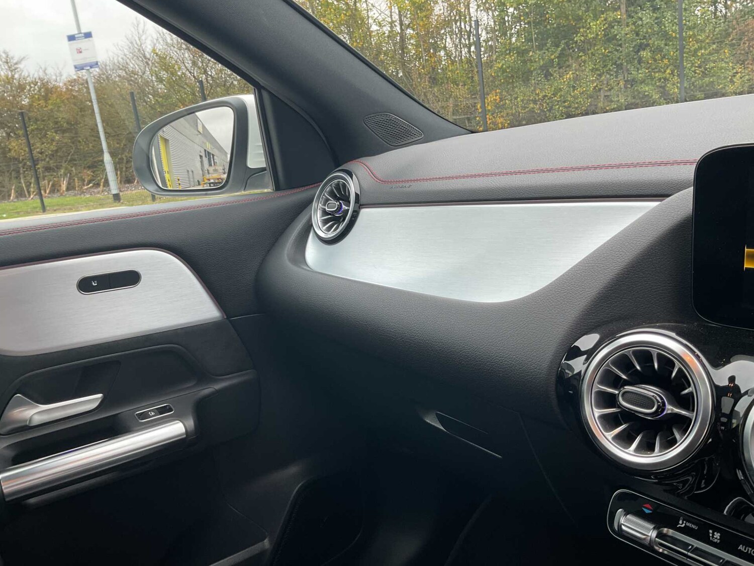 Used Mercedes-Benz EQA 2021 for sale - 75981236: Photo 35