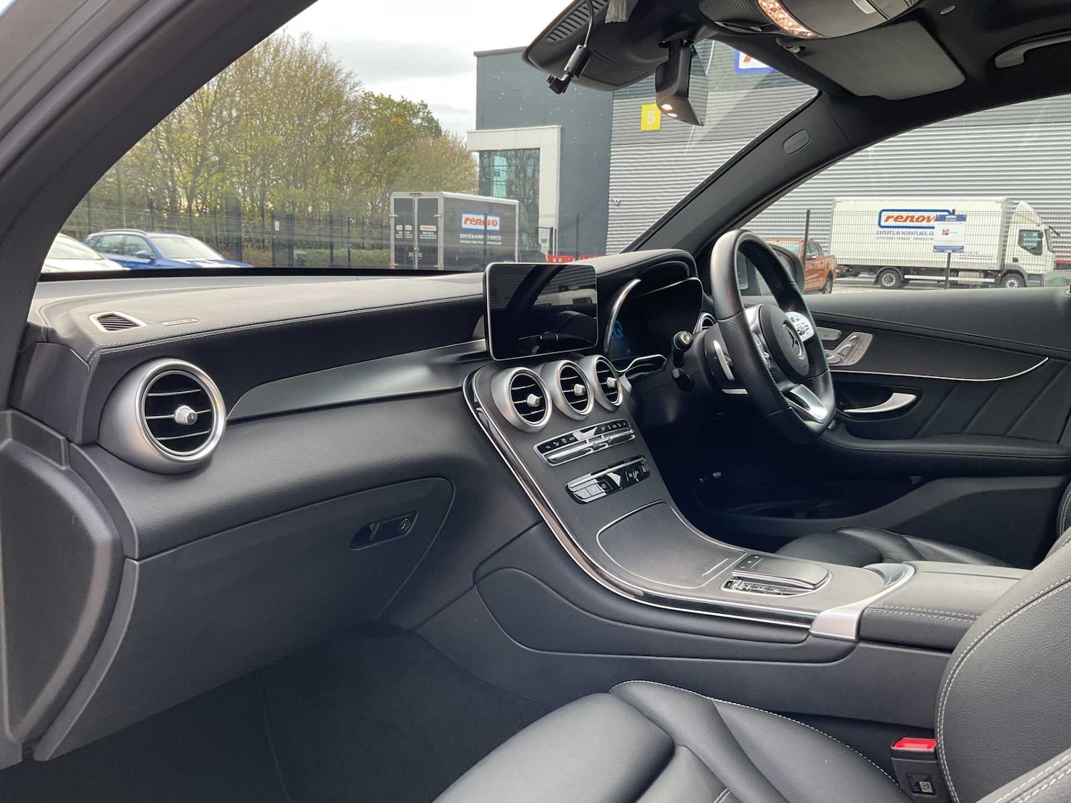 Used Mercedes-Benz GLC 2022 for sale - 76435641: Photo 24