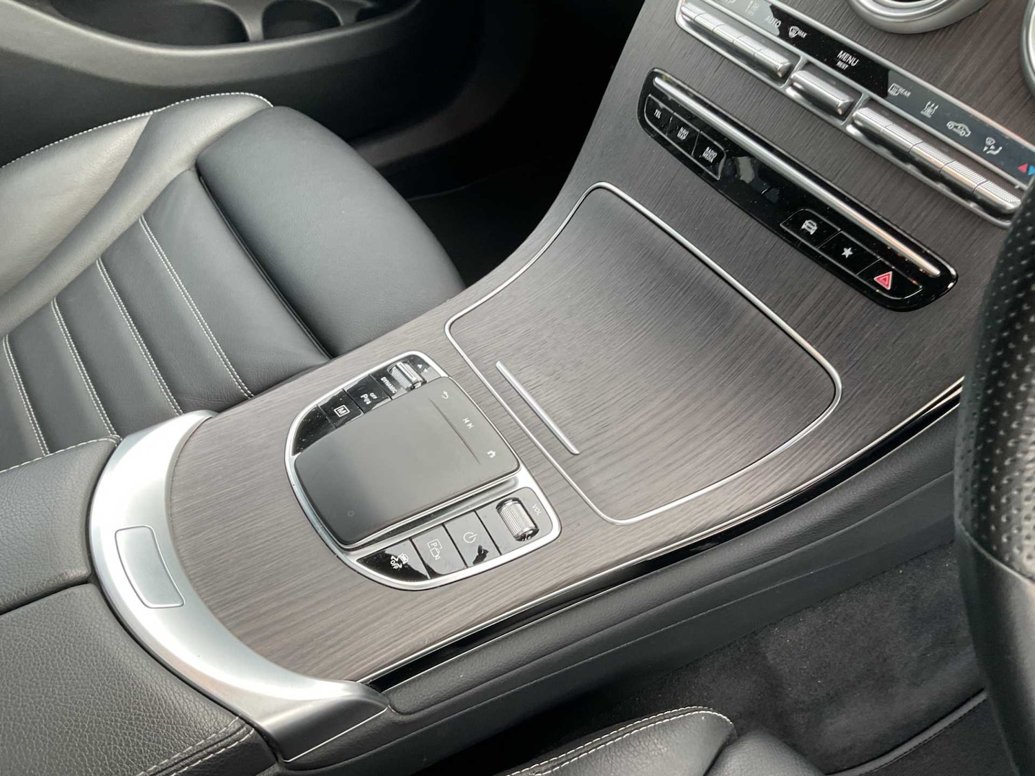 Used Mercedes-Benz GLC 2022 for sale - 76435641: Photo 29