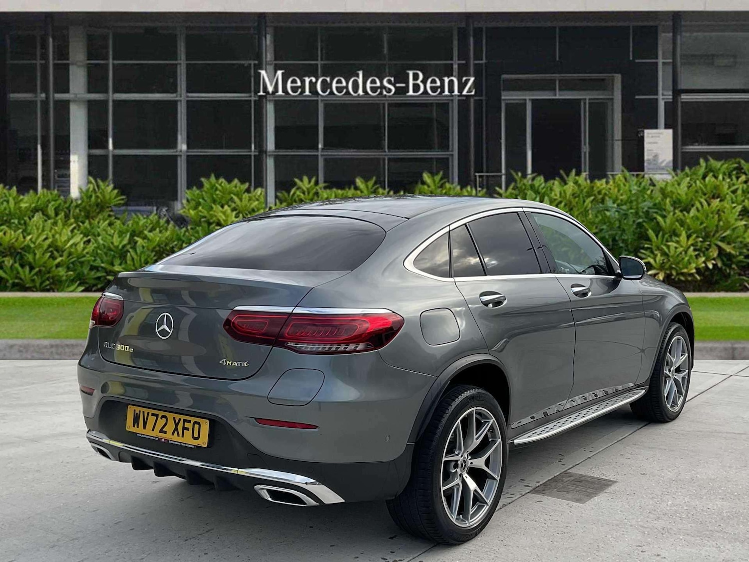 Used Mercedes-Benz GLC 2022 for sale - 76435641: Photo 3