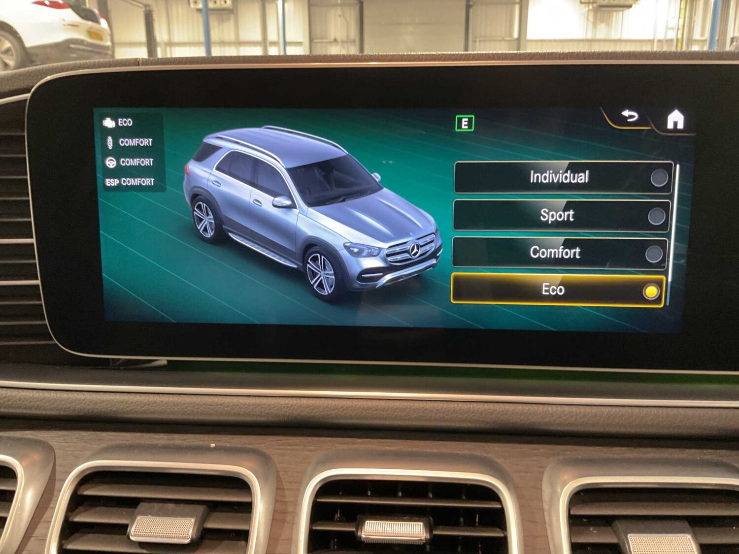 Used Mercedes-Benz GLE 2020 for sale - 77429136: Photo 34