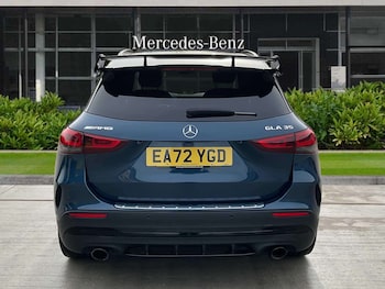 Used Mercedes-Benz GLA 2022 for sale - 76460018: Photo