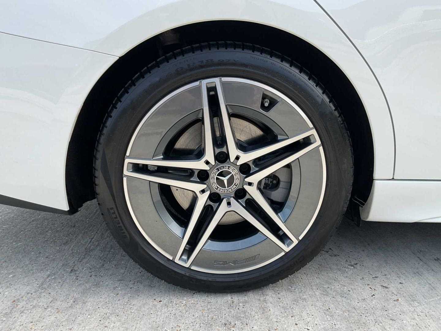 Used Mercedes-Benz C Class 2024 for sale - 76889828: Photo 15