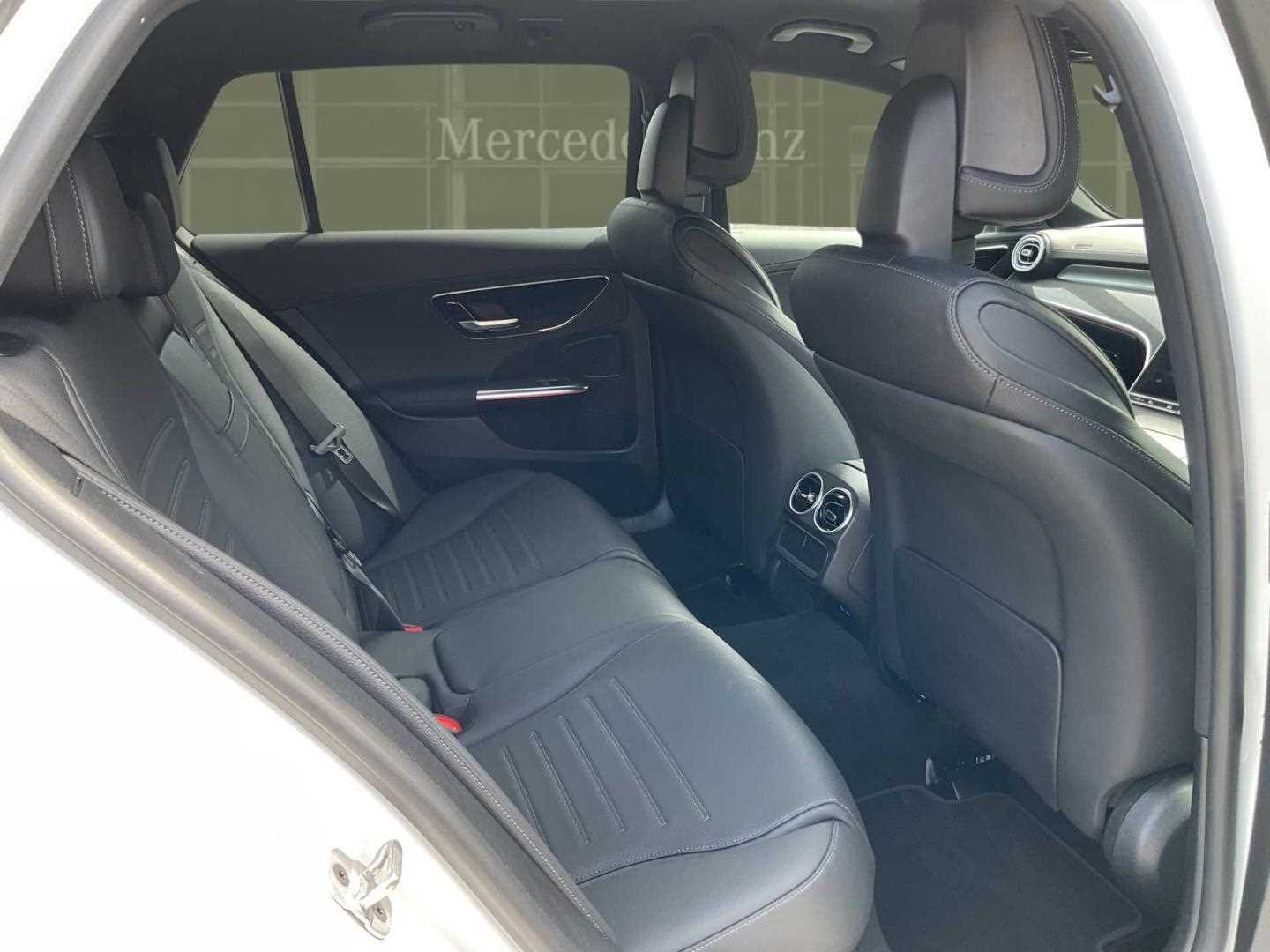 Used Mercedes-Benz C Class 2024 for sale - 76889828: Photo 19