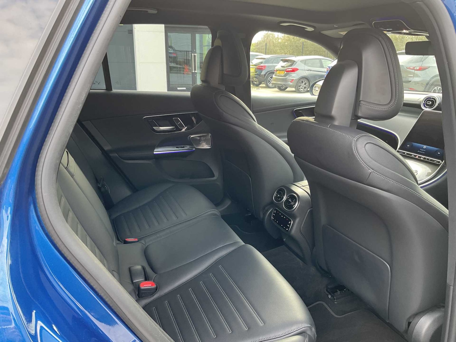 Used Mercedes-Benz GLC 2023 for sale - 77389986: Photo 18