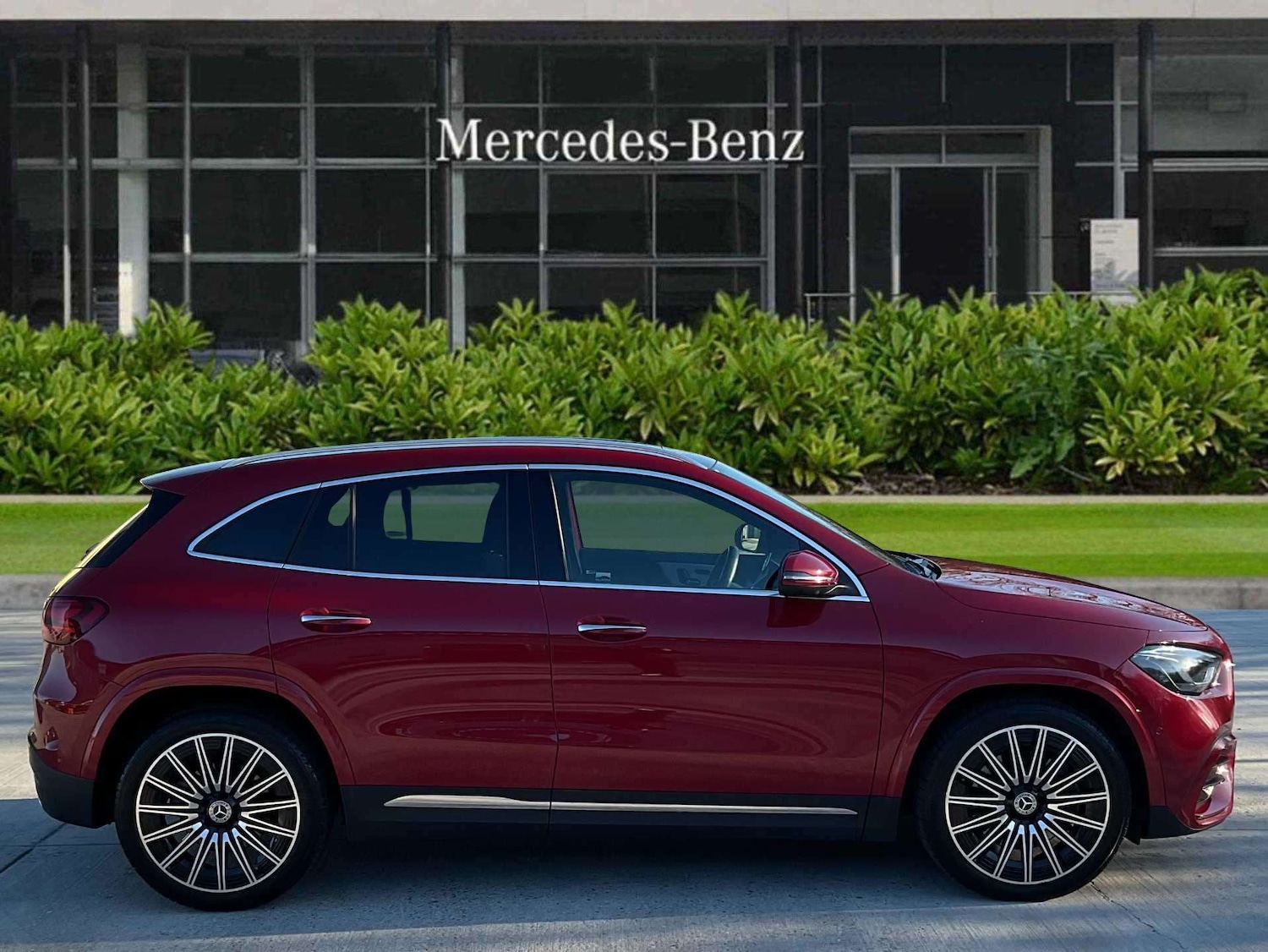 Used Mercedes-Benz GLA 2024 for sale - 76916160: Photo 3