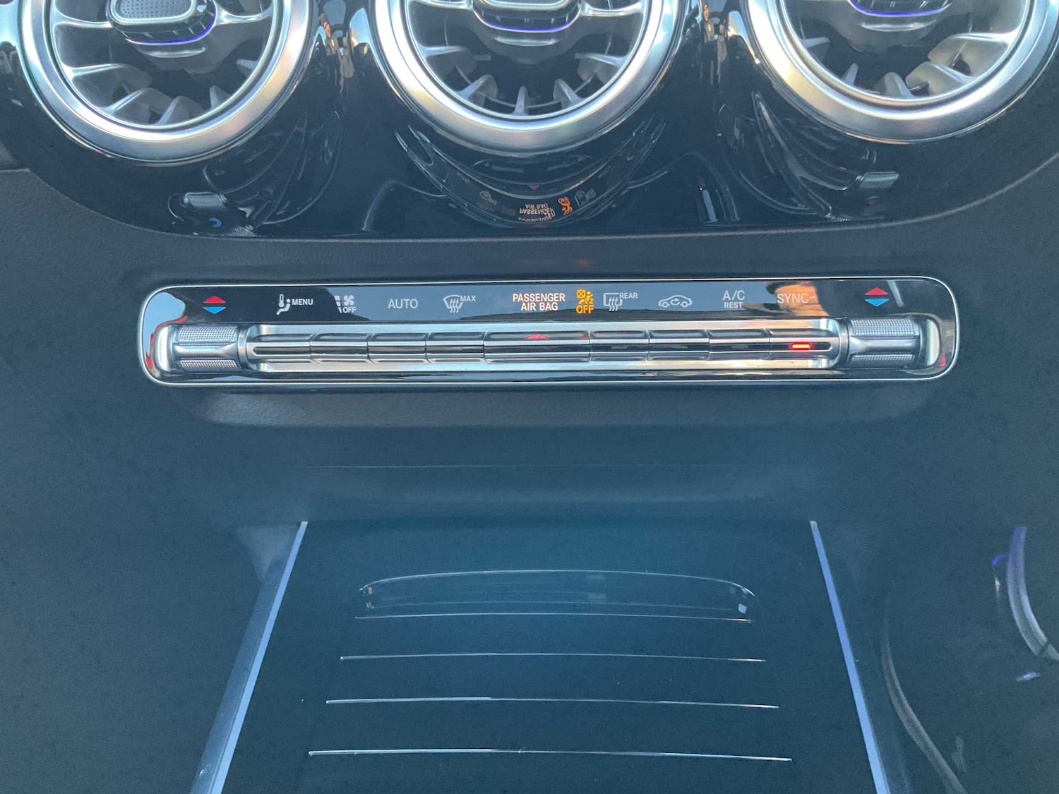 Used Mercedes-Benz GLA 2024 for sale - 76916160: Photo 32