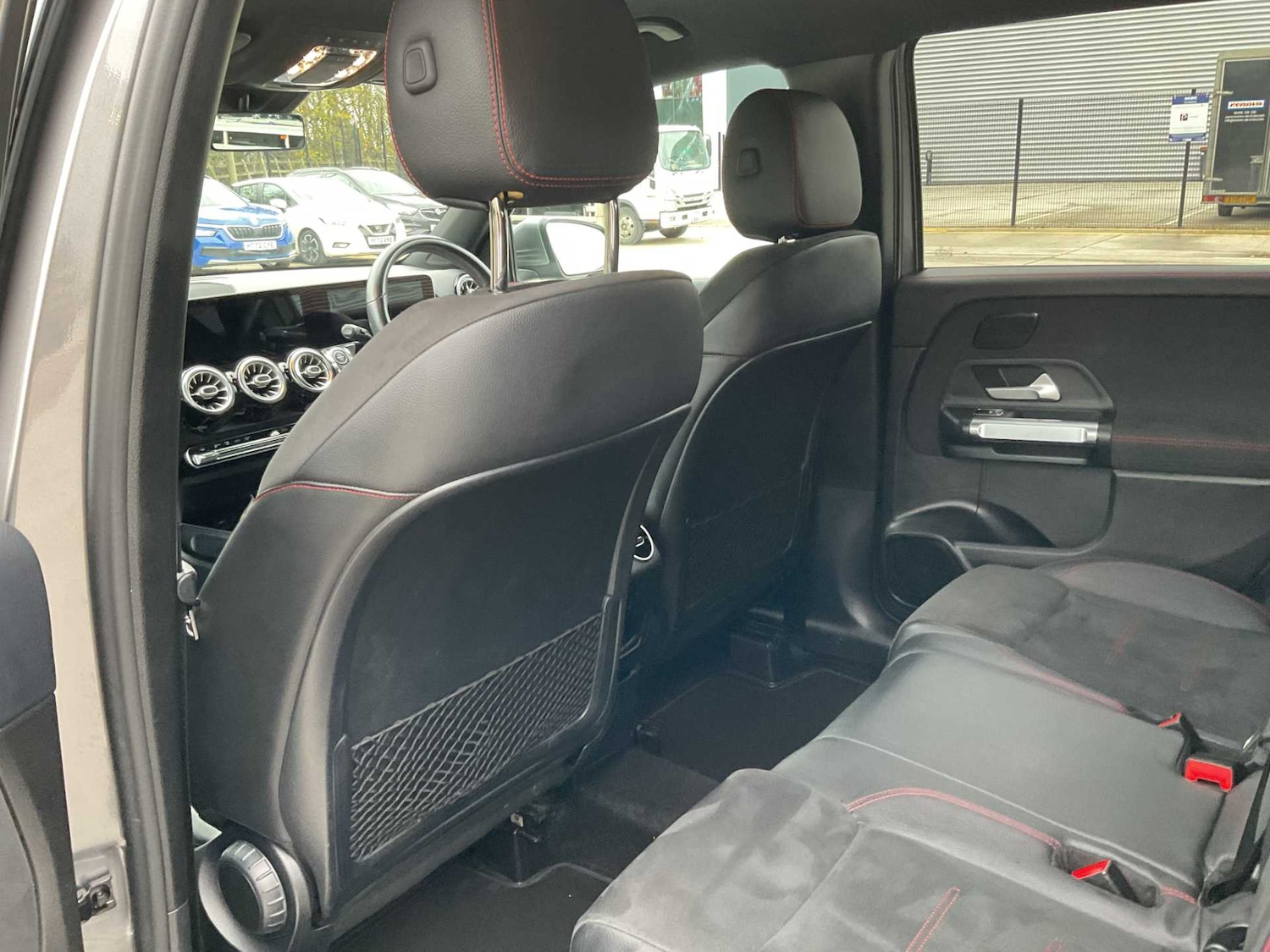 Used Mercedes-Benz GLB 2021 for sale - 76460180: Photo 19