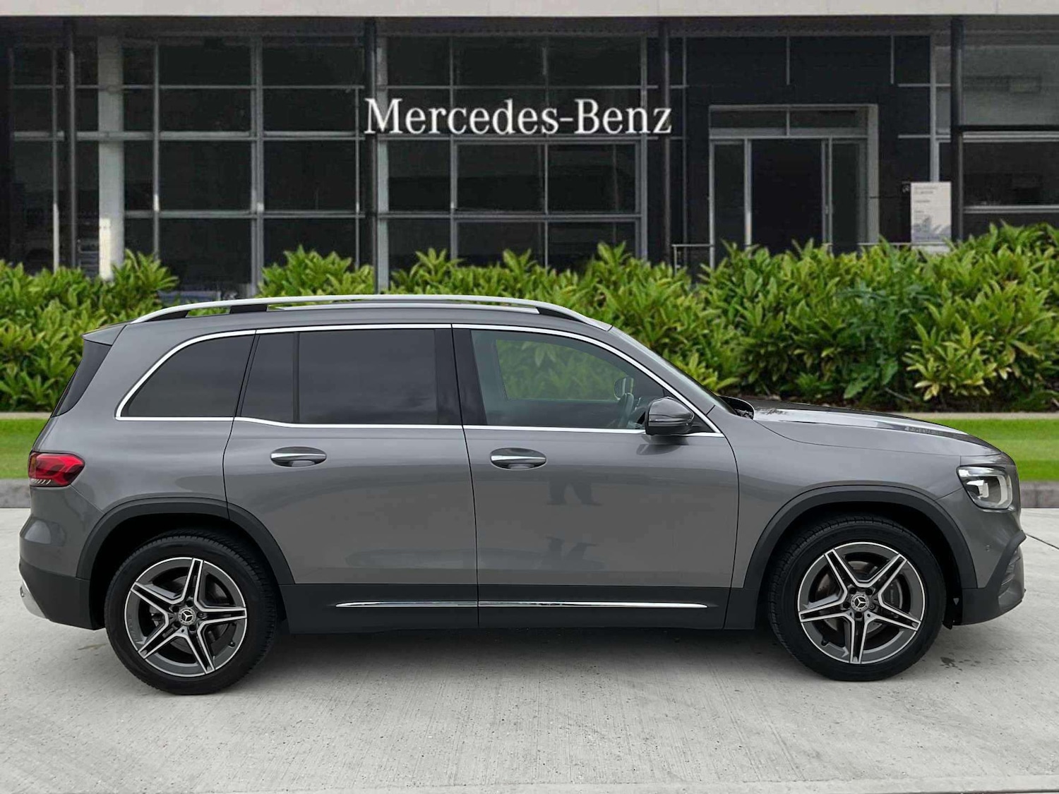 Used Mercedes-Benz GLB 2021 for sale - 76460180: Photo 2