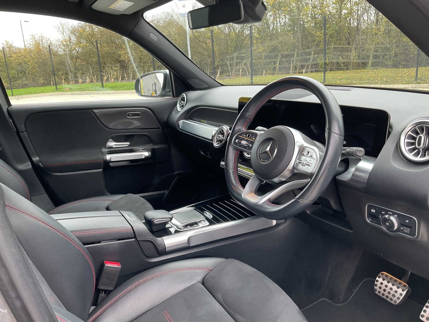 Used Mercedes-Benz GLB 2021 for sale - 76460180: Photo 24