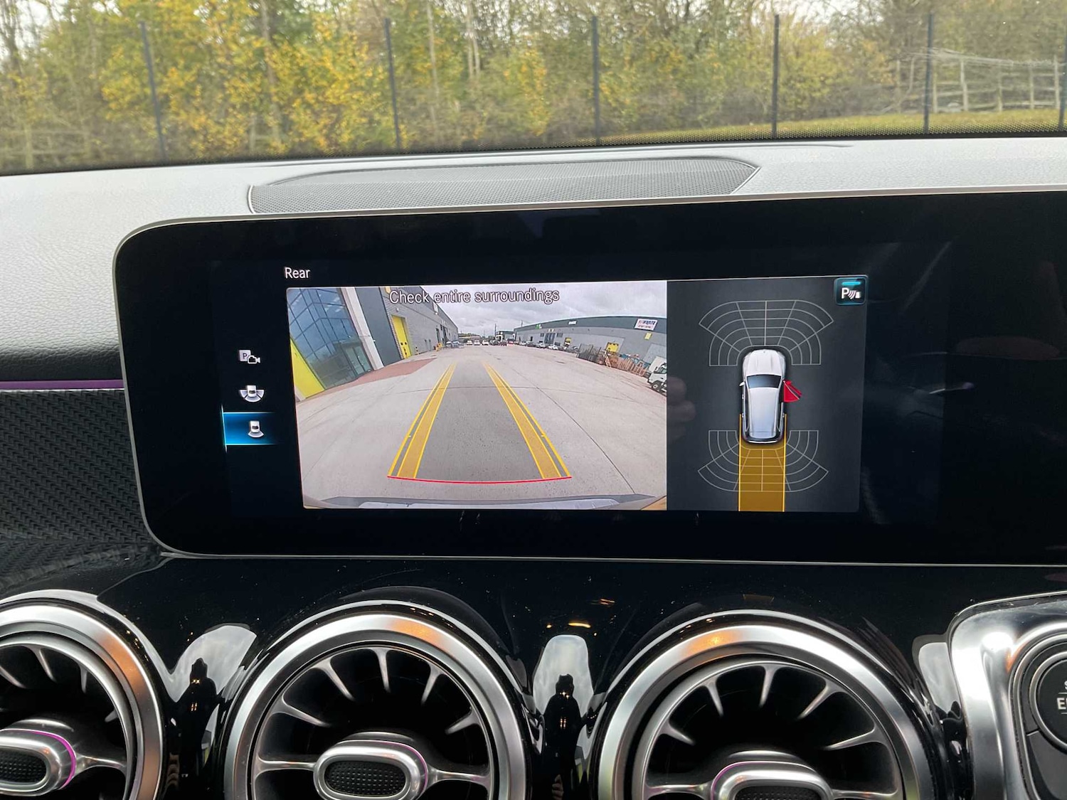 Used Mercedes-Benz GLB 2021 for sale - 76460180: Photo 34