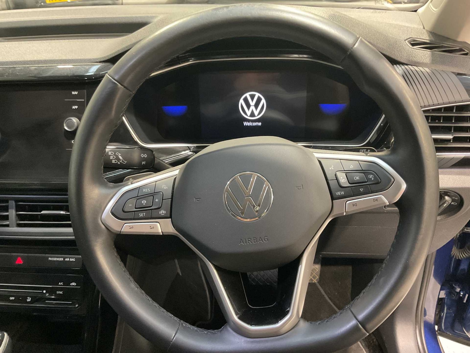 Used Volkswagen T-Cross 2023 for sale - 77158437: Photo 25