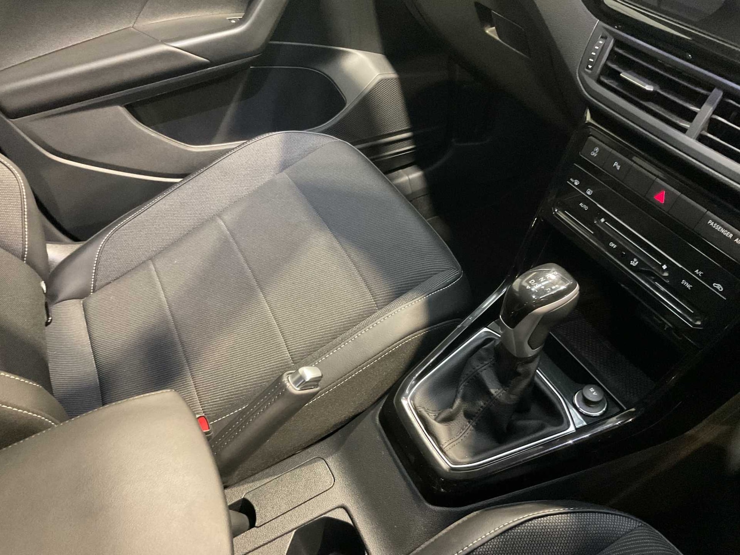 Used Volkswagen T-Cross 2023 for sale - 77158437: Photo 29