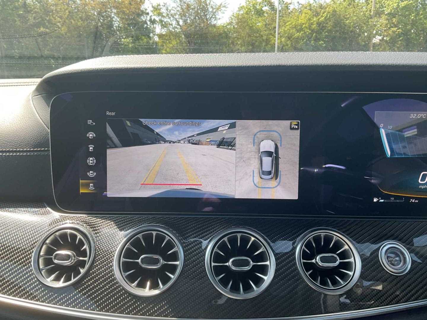 Vehicle 33