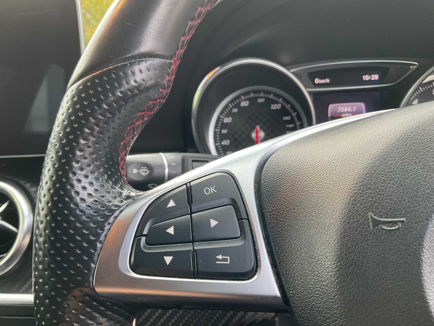 Used Mercedes-Benz A-Class 2018 for sale - 76576093: Photo 27