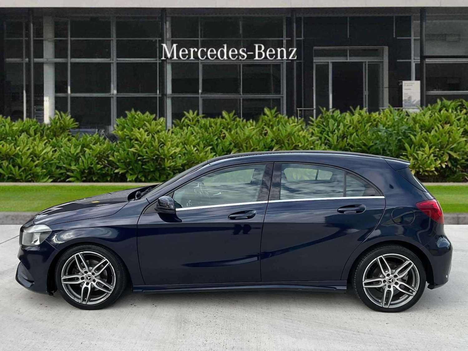 Used Mercedes-Benz A-Class 2018 for sale - 76576093: Photo 6