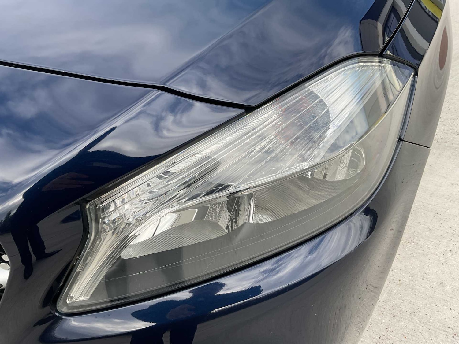 Used Mercedes-Benz A-Class 2018 for sale - 76576093: Photo 9