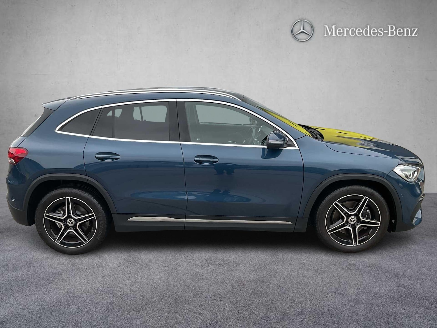 Used Mercedes-Benz GLA 2023 for sale - 77577272: Photo 2